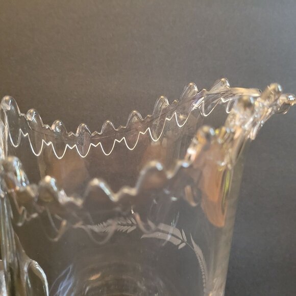 Vintage Clear Glass Etched Fern Pattern Pitcher With Ruffled Edge & Handle - Picture 4 of 11